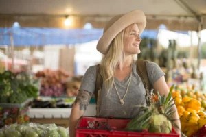 A dietitian shares her secrets to getting the best produce at the farmers' market
