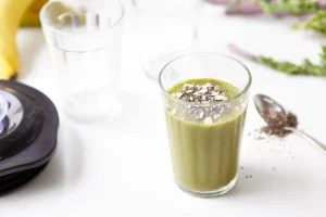 Here's how to make a healthy smoothie you’ll actually *want* to drink