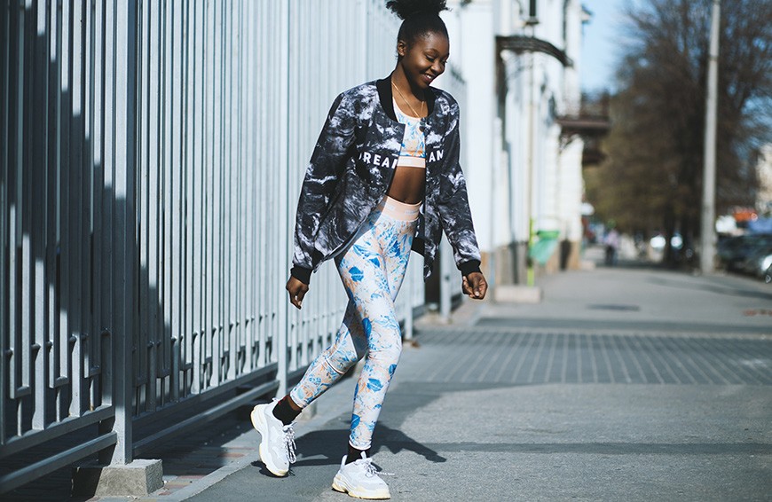 The easiest way to spot a pair of summer-friendly lightweight leggings