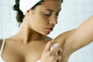 So there's aluminum in your deodorant—here's what that means for your armpits