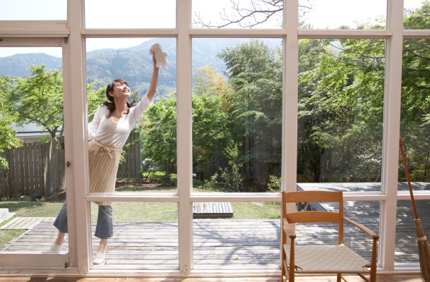 The Secret to Streak-Free Windows Lies in This Everyday Household Item