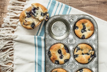 Emmy Rossum Sweetens Her Paleo-Friendly Muffins With 2 Extra-Healthy Secret Ingredients