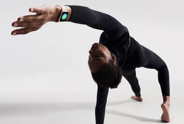 The Newest Apple Watch Is a Heart-Health Tracking, Trendy Riff on Life Alert