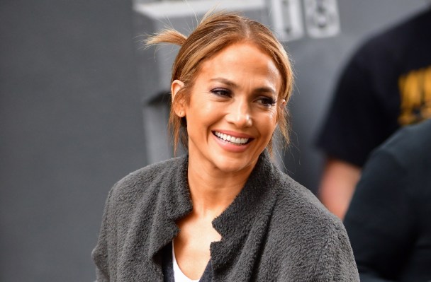 Train Like Jennifer Lopez With This 5-Move Workout You Can Do at Home