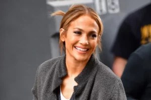 Train like Jennifer Lopez with this 5-move workout you can do at home