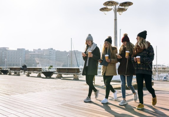 Does It Matter, Health-Wise, If You Run on Hot or Iced Coffee in the Winter?