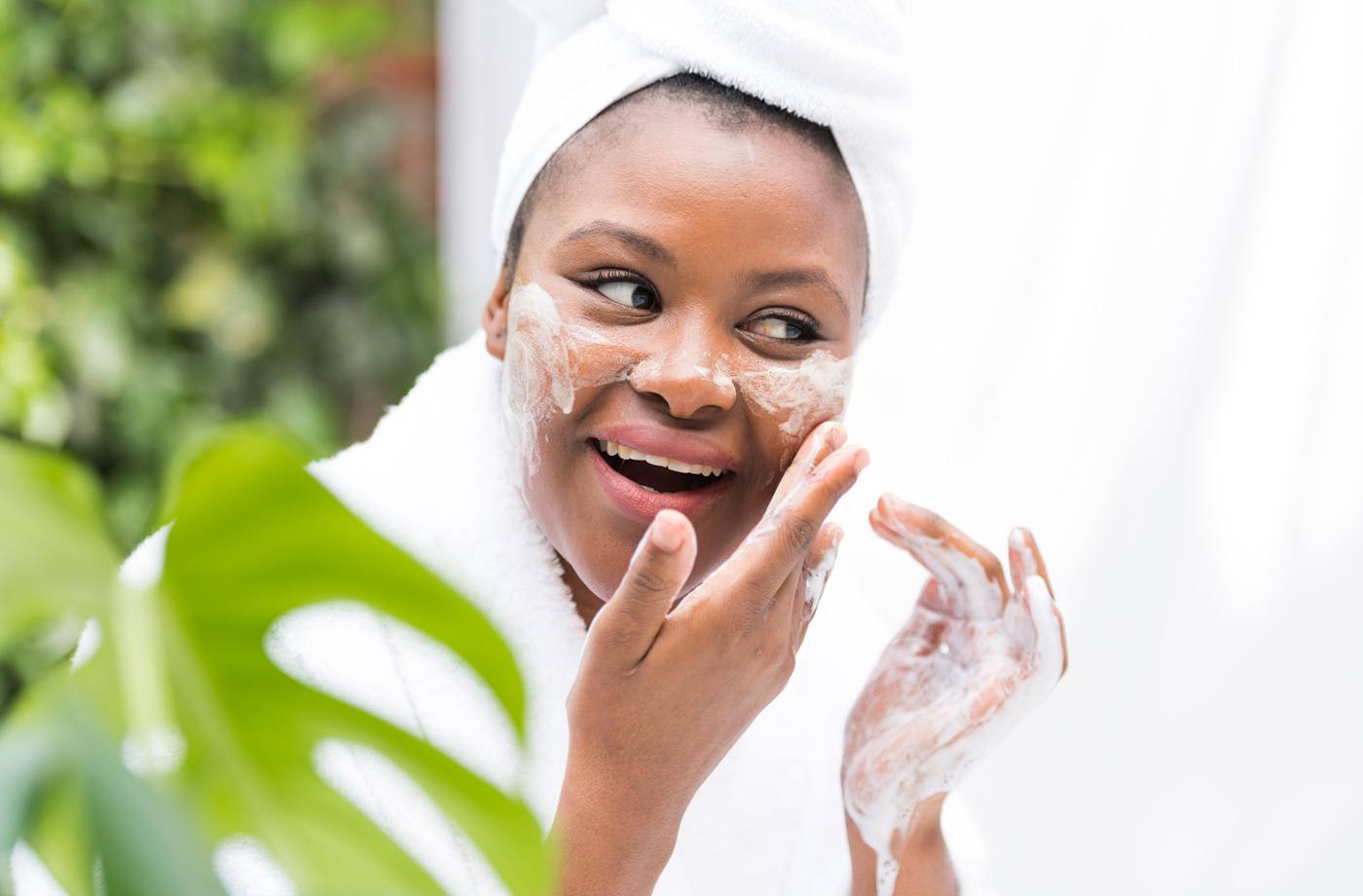 This is the amount of time a derm says you should *actually* be washing your face