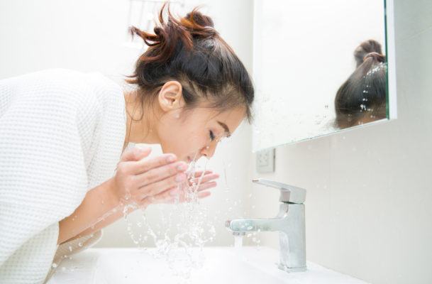 Does Splashing Water on Your Face Really Help With Anxiety, or Is It Just Something...