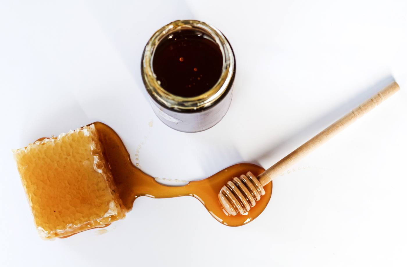 Calling all honey haters: This funny wellness takedown for the ages is for you