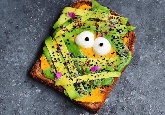 Here's How to Give Your Avocado Toast a Halloween Makeover