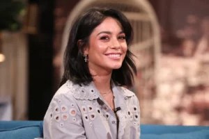 4 ingredients Vanessa Hudgens uses in smoothies for an antioxidant-packed punch