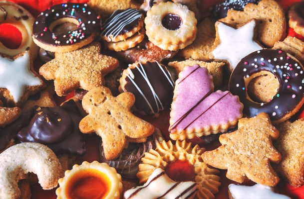 Fam Confused About Your Eating Plan? Here's How to Deal With Holiday Food Shaming