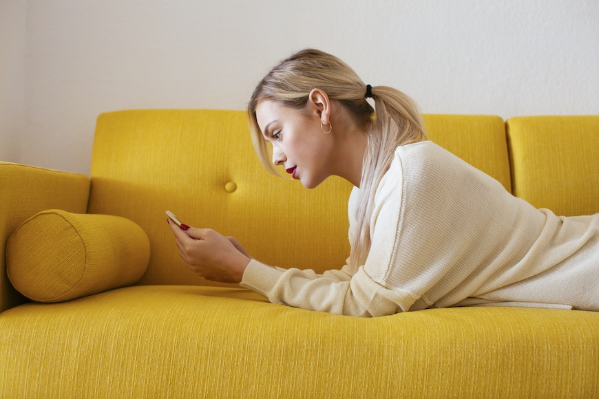 There is a time to break up over text, according to a therapist