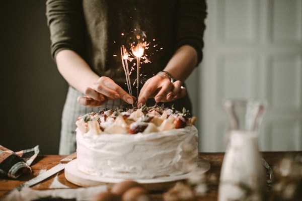 Hey, Sagittarians and Capricorns: Here's How to Get Psyched for Your Holiday-Season Birthday