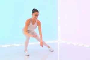 The most common mistake to make when doing the side lunge