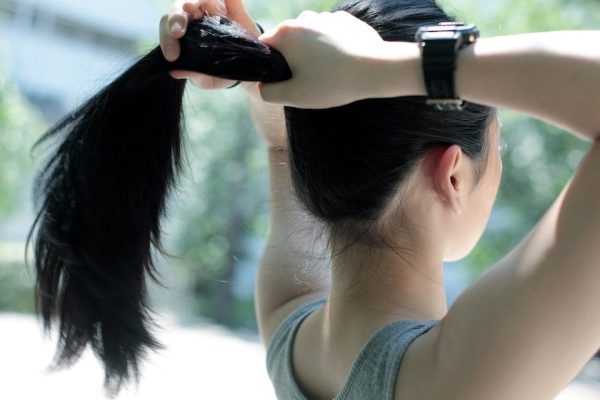 The 1-Minute Trick to Take Post-Workout Hair From Sweaty to Ready