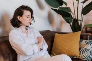 How To Let Go of Lingering Resentment And Achieve Peace of Mind, According to Mental-Health Experts