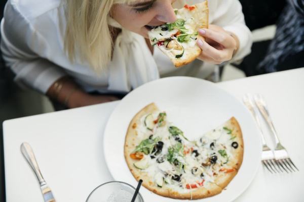 A Nutritionist's Guide to Healthy Eating at California Pizza Kitchen