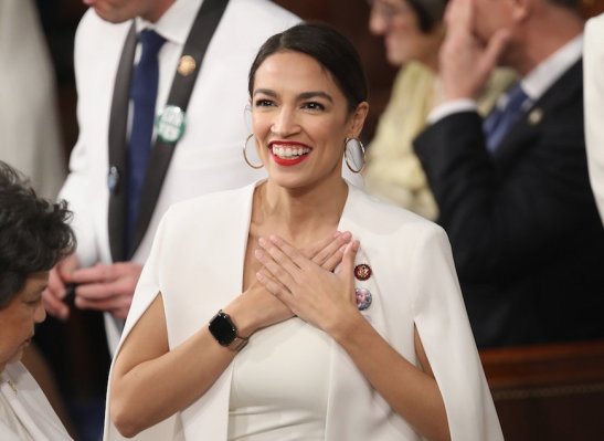 Here's Your Cheat Sheet for the Ambitious Green New Deal Everyone Is Talking About
