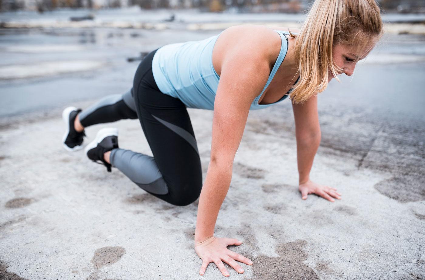 This is *by far* the most intense mountain climber exercise you’ll ever do