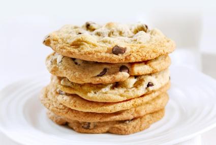 These Chocolate Chip Cookies Taste so Good You Can’t Even Tell They’re Paleo