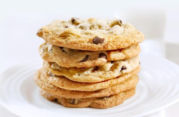 These Chocolate Chip Cookies Taste so Good You Can't Even Tell They're Paleo