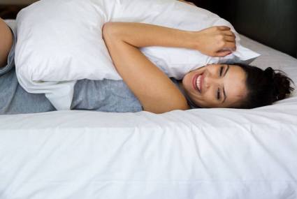 Your Pillow’s Probably Past Its Expiration Date—Use This 2-Second Test to Find Out