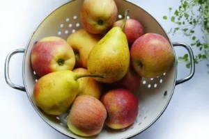 6 healthy benefits of pears that will win you over