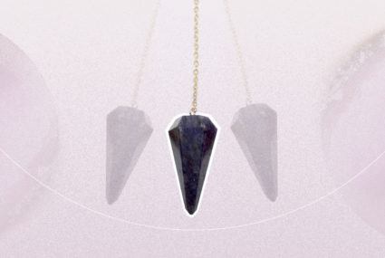 How to Use a Pendulum, the Crystal That Can Help You Make Decisions