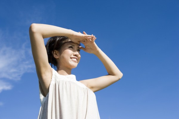 Do Your Underarms Really Need a Summer Detox?