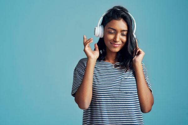 The Biggest Mistake People Make When Buying Headphones, According to an Audiologist