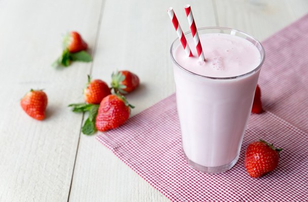 This Dairy-Free Strawberry Milkshake Gets Its Creaminess From a Secret Ingredient