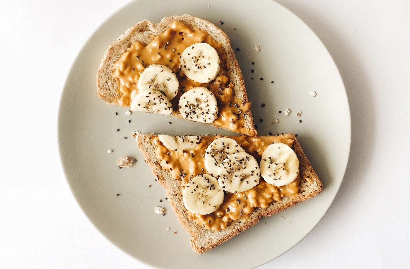 foods rich in magnesium peanut butter and banana toast