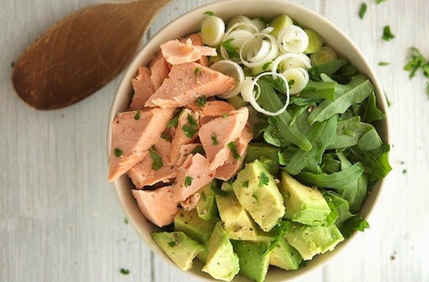 healthy fish recipes avocado salad with salmon