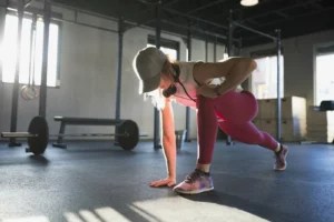 The 6 most creative core and butt moves you don't know about yet (but should)