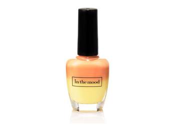 This color changing nail polish switches to match your mood | Well+Good