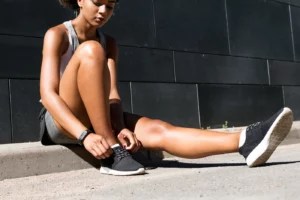 3 major signs you need new workout sneakers, according to a podiatrist and a trainer