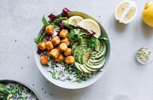 Here's What a Healthy, Balanced Plate Looks Like When You're Vegan