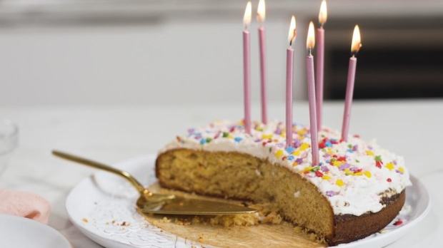 This Delicious, Low-Sugar Birthday Cake Is Definitely Worth Celebrating