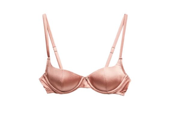 The 6 types of bras every woman should own, according to a pro