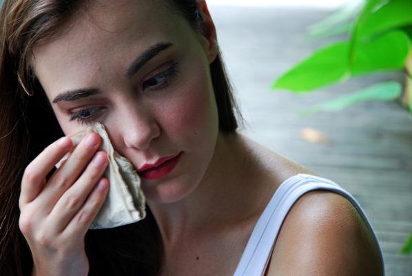 3 Fail-Proof Ways to Remove Your Makeup so That Every Last Bit Is Gone
