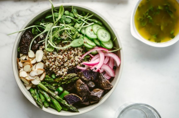 The 6 Healthiest Grains to Eat Every Day, According to a Functional Medicine Doctor
