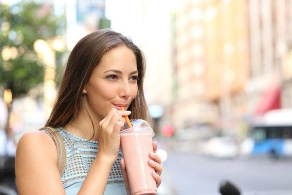 How to Order the Healthiest Smoothie at Smoothie King, According to a Dietitian