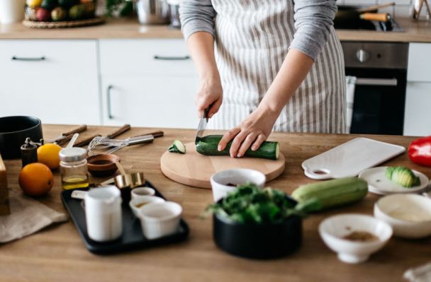 9 Must-Have Cookbooks for Every Type of Keto Dieter