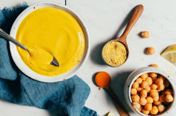 This Healthy ‘Liquid Gold’ Sauce Makes *Everything* Taste Way Better