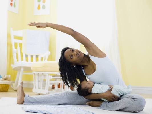 What to Know About Working Out After Having a Baby, According to a Pelvic Floor...