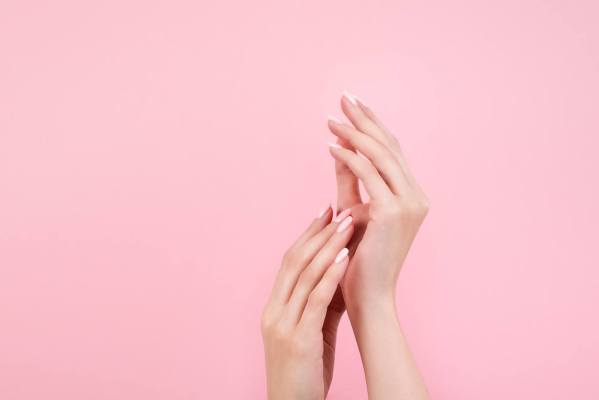 This Manicure Treatment Is the Fastest Way to Heal Dry, Cracked Hands