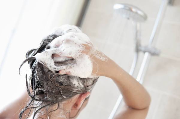 This Is Exactly How Often to Shampoo, Based on Your Hair Type
