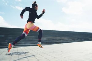 Exactly how many seconds to maintain your max heart rate for in a HIIT workout, according to trainers