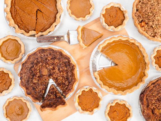 Healthy Versions of the Most Popular Pies for Thanksgiving, According to Google